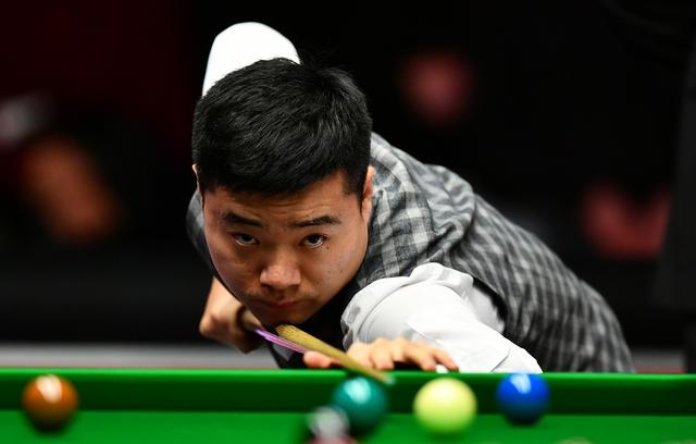 夜间比赛可 夜间比赛可